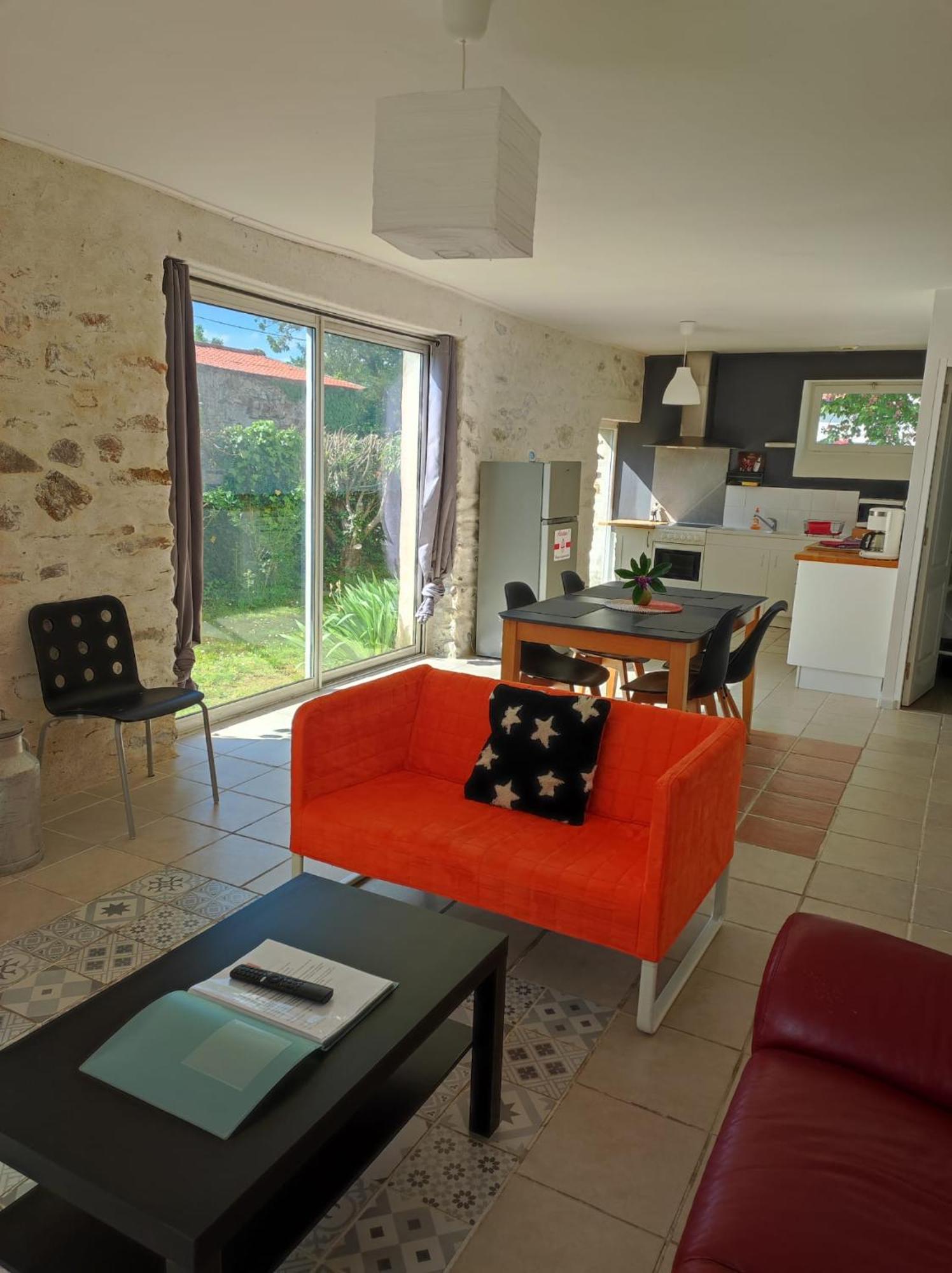 Du Petit Gue Holiday home Frossay