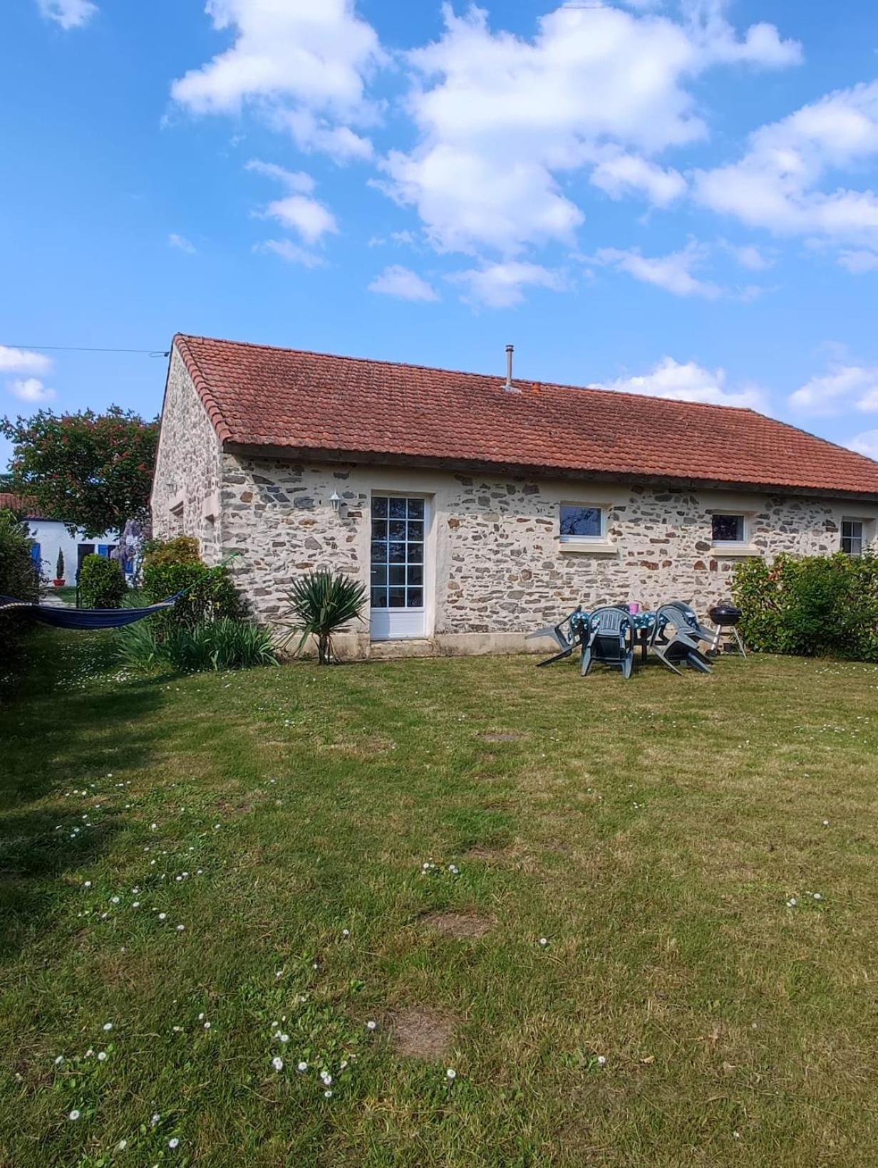Du Petit Gue Holiday home